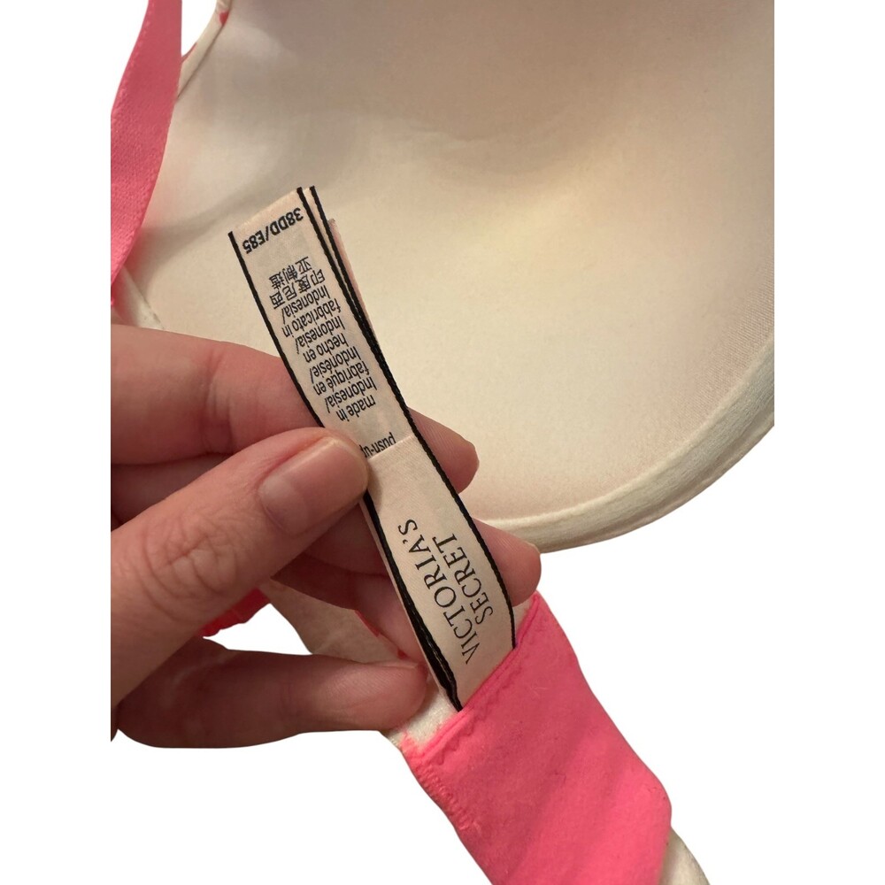 VICTORIA’S SECRET Valentines White Red Pink Hearts Push Up Underwire Bra 38DD - Picture 4 of 9